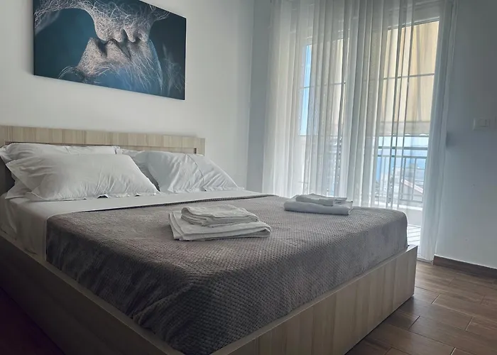 Luka Apartment In Sarande